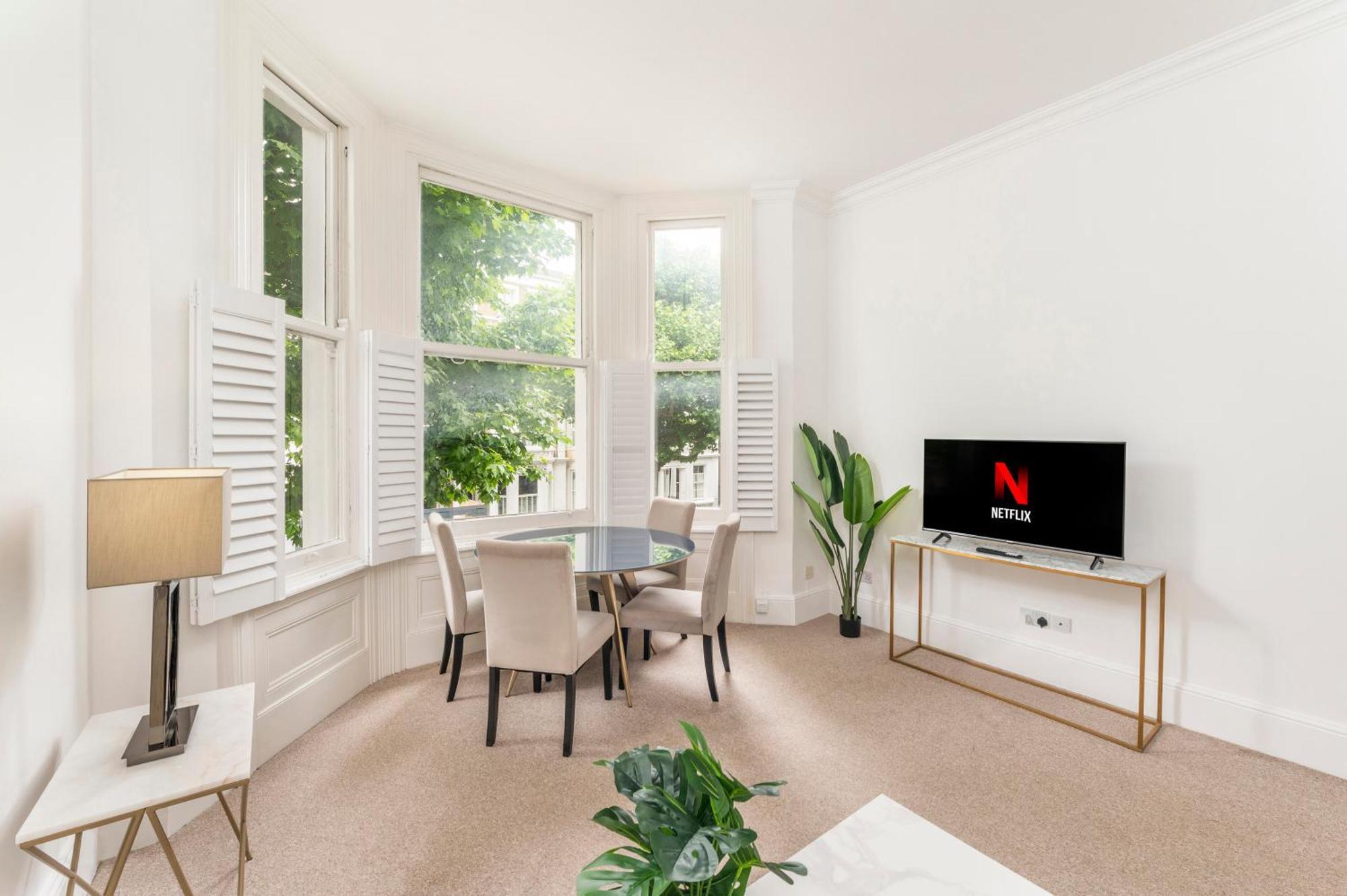 2 Min Walk Earls Court Station - Luxury 2 Bedroom Flat Λονδίνο Εξωτερικό φωτογραφία